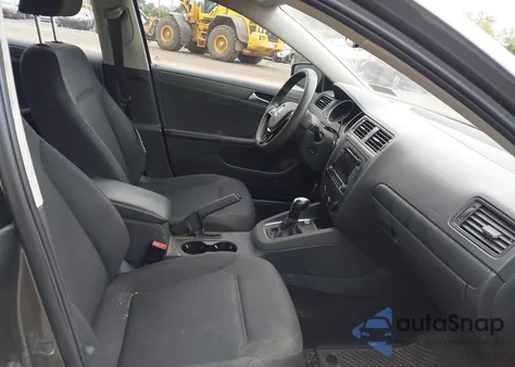 2015 Volkswagen Jetta 2.0L S из США, поврежденный, VIN 3VW2K7AJ2FM343009